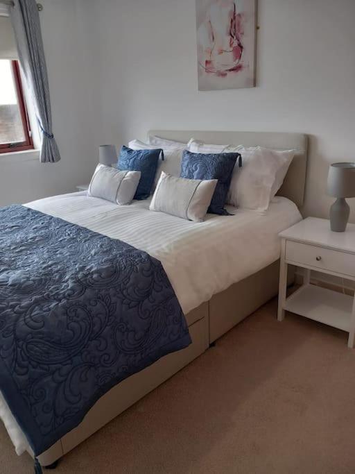 Lovely 2 Bed Flat-Great Location Apartment Dundee Exterior photo